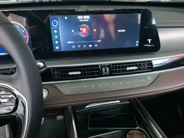 Chery Tiggo 8 PRO — Фото автомобиля 12
