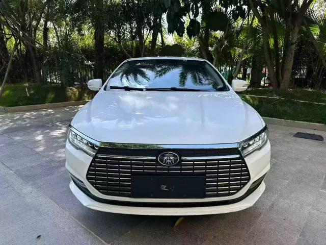 BYD Qin — Фото автомобиля 2