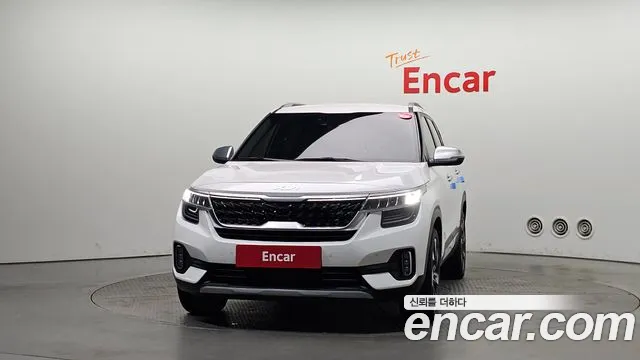 Kia Seltos — Фото автомобиля 3