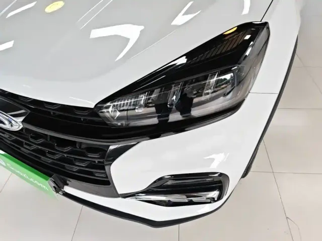 Chery Tiggo 8 — Фото автомобиля 23