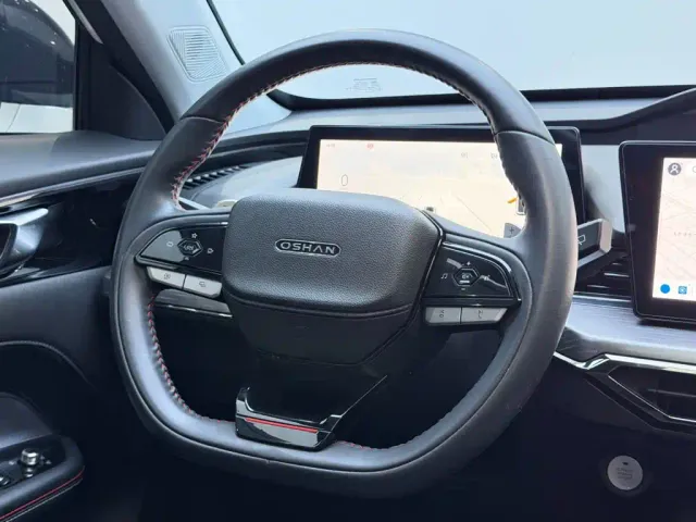 Changan Oshan Changan Oshan Z6 2022 Blue Whale 1.5T DCT Intelligent Leader — Фото автомобиля 13