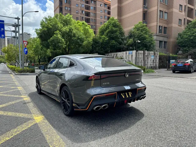 Changan UNI-V — Фото автомобиля 12