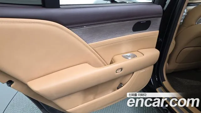 Genesis G90 RS4 — Фото автомобиля 14