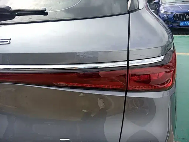 BYD Yuan PLUS — Фото автомобиля 7