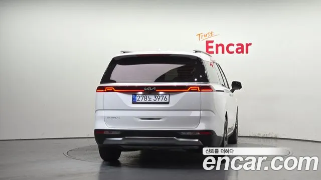 Kia Canival Carnival 4 поколение Дизель 9 мест Signature — Фото автомобиля 4