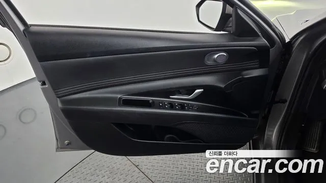 Hyundai Avante — Фото автомобиля 13