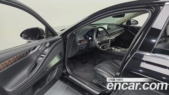 Genesis G80 Бензин 3.5 турбо AWD — Фото автомобиля 10
