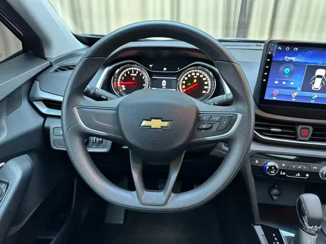 Chevrolet Orlando — Фото автомобиля 8