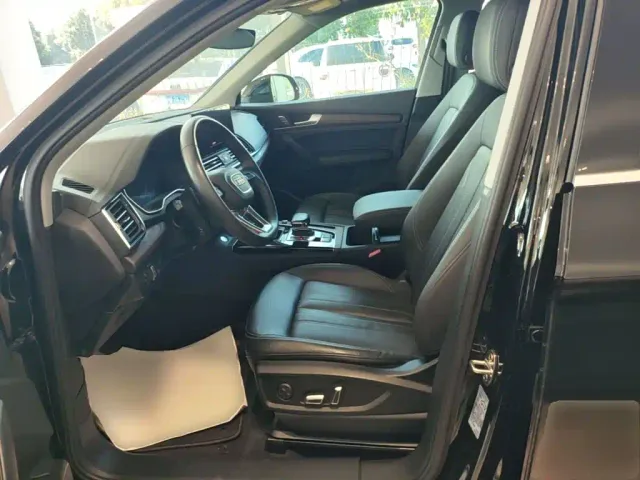 Audi Q5L — Фото автомобиля 14