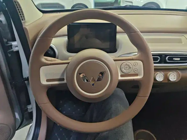 Wuling Hongguang Mini EV — Фото автомобиля 15