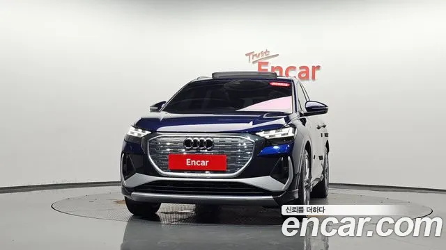 Audi Q4 e-tron F4 — Фото автомобиля 3