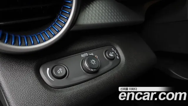 ChevroletGMDaewoo Trax Trax Кроссовер — Фото автомобиля 20