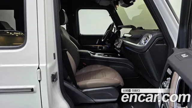Mercedes-Benz G-Class — Фото автомобиля 8