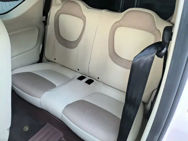 Wuling Hongguang Mini EV — Фото автомобиля 16