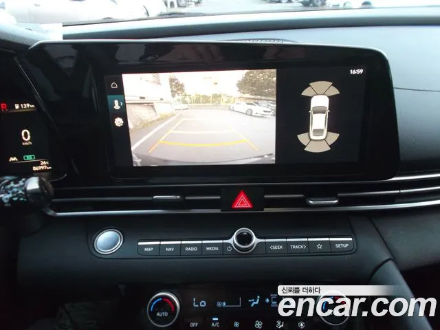 Hyundai Avante CN7 — Фото автомобиля 10