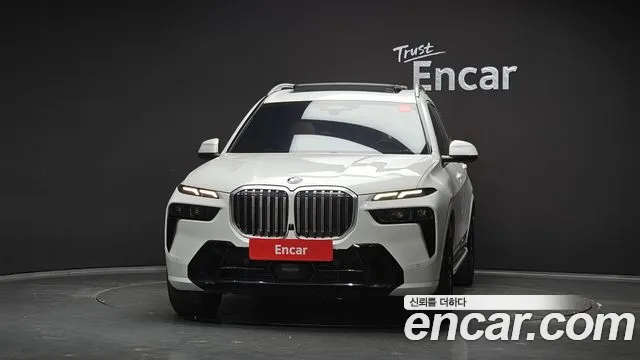 BMW X7 G07 — Фото автомобиля 3