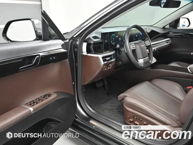 Hyundai Grandeur Grandeur (GN7) 2.5 Бензин 2WD — Фото автомобиля 11