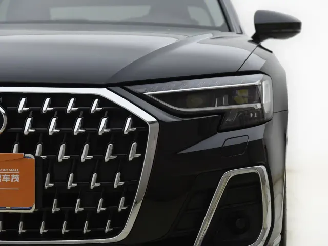 Audi A8 — Фото автомобиля 6