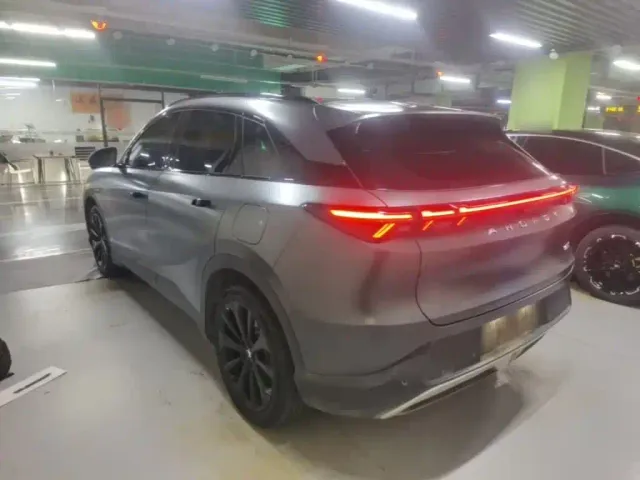 Arcfox Alpha T5 — Фото автомобиля 4