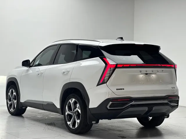 Geely Boyue L — Фото автомобиля 7