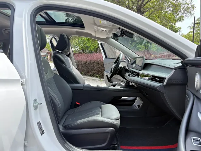 Chery Arrizo 8 — Фото автомобиля 9