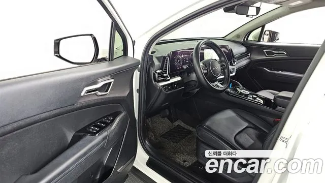 Kia Sportage Sportage 5-е поколение Бензин 1.6 турбо 2WD — Фото автомобиля 11
