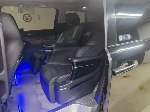 GAC Trumpchi M8 — Фото автомобиля 16