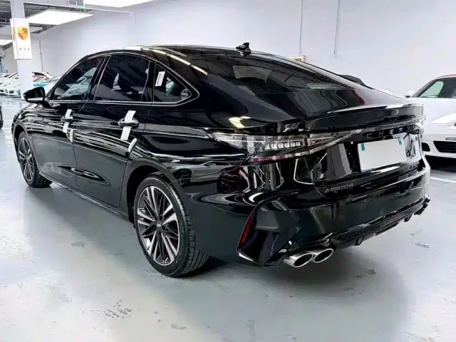 Chery Arrizo 8 — Фото автомобиля 10
