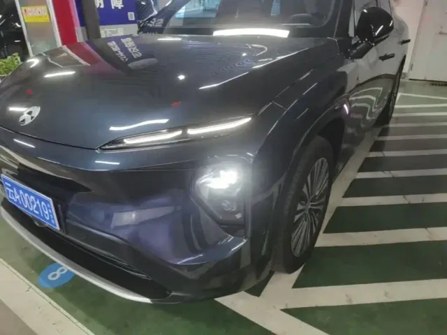 Nio ES7 — Фото автомобиля 23