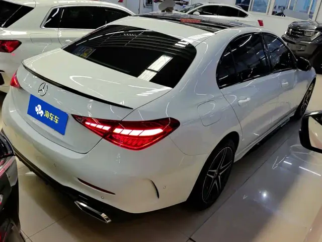 Mercedes-Benz C-Class — Фото автомобиля 3