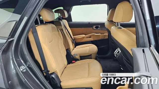 Kia Sorento Sorento 4-е поколение Бензин 2.5T 2WD — Фото автомобиля 10