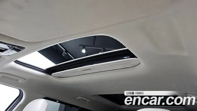 Hyundai Santafe Santa Fe (MX5) Бензин 2.5T 4WD — Фото автомобиля 18