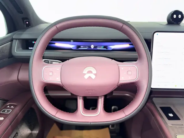 Nio ES8 — Фото автомобиля 6