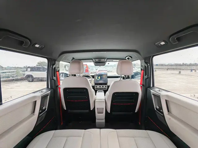 iCAR V23 — Фото автомобиля 16