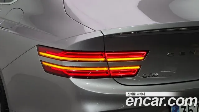 Genesis G80 Бензин 2.5 турбо AWD — Фото автомобиля 18