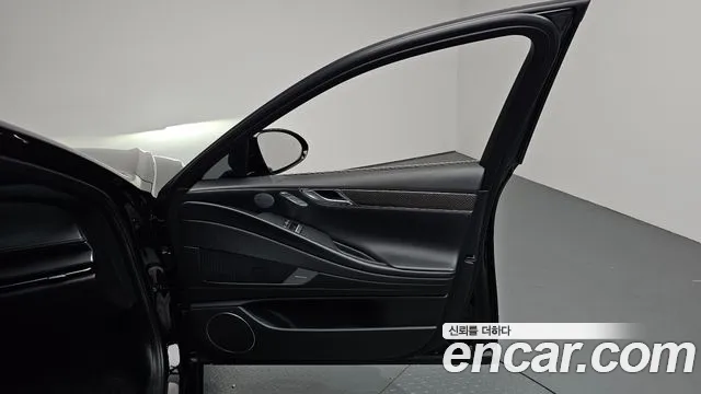 Genesis G80 RG3 — Фото автомобиля 13