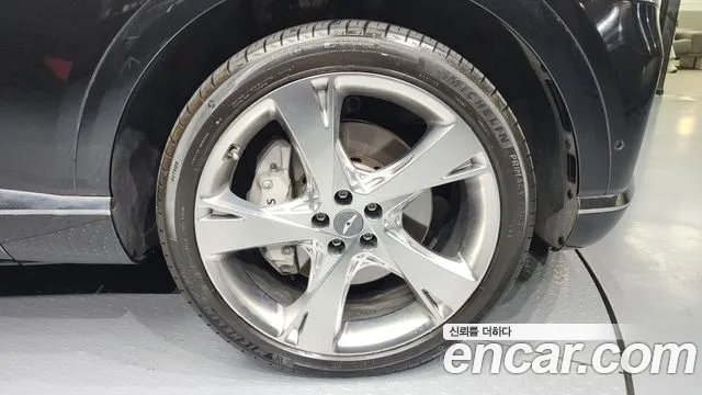 Genesis GV80 2.5T Бензин AWD — Фото автомобиля 5