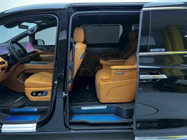 Wey Alpine — Фото автомобиля 7