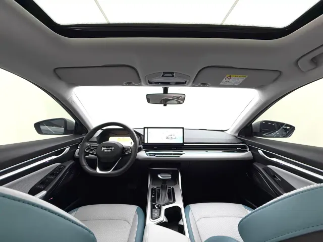 Geely Emgrand — Фото автомобиля 10