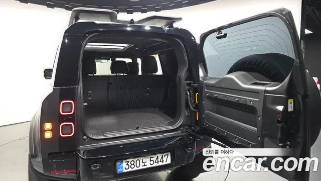 Land Rover Defender L663 — Фото автомобиля 20