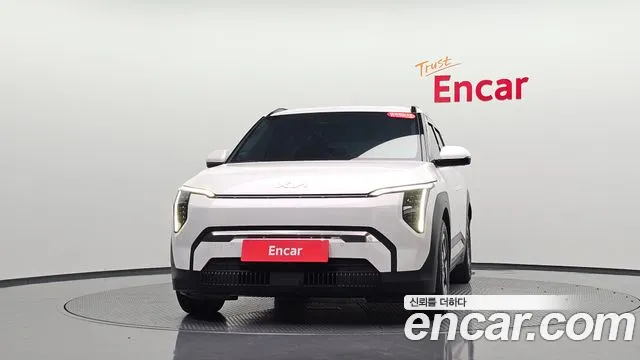 Kia EV3 — Фото автомобиля 2