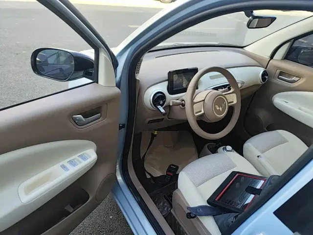 Wuling Hongguang Mini EV — Фото автомобиля 15