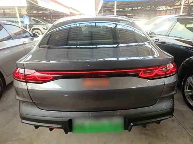 BYD Qin L — Фото автомобиля 5