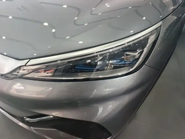 BYD Yuan PLUS — Фото автомобиля 23