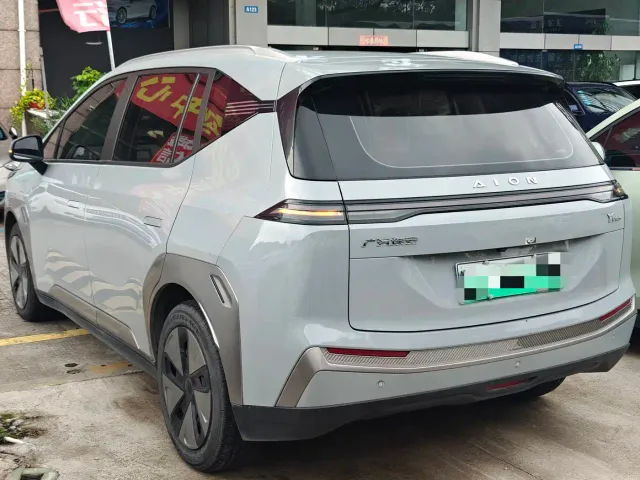 GAC Aion Y — Фото автомобиля 5