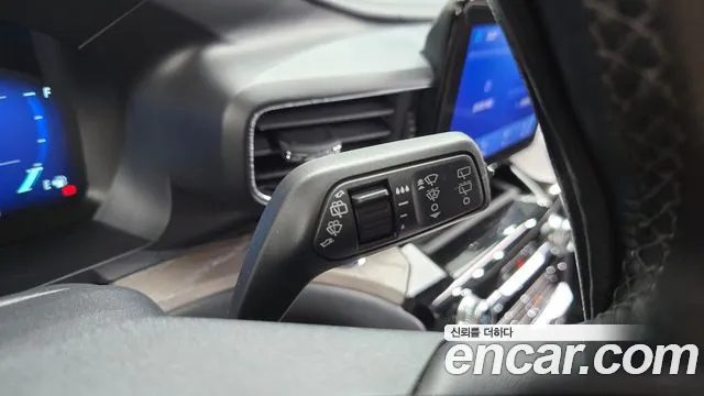Ford Explorer Explorer 6 поколение 3.0 Platinum 4WD — Фото автомобиля 22
