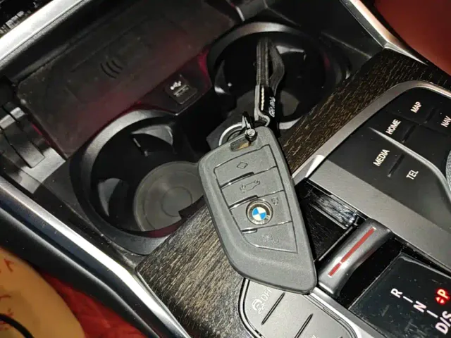BMW 3 Series — Фото автомобиля 8
