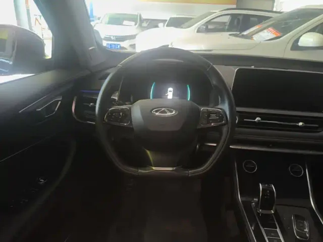Chery Tiggo 8 — Фото автомобиля 10