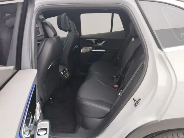 Mercedes-Benz EQE SUV — Фото автомобиля 14