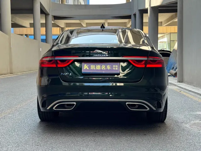 Jaguar XFL — Фото автомобиля 8